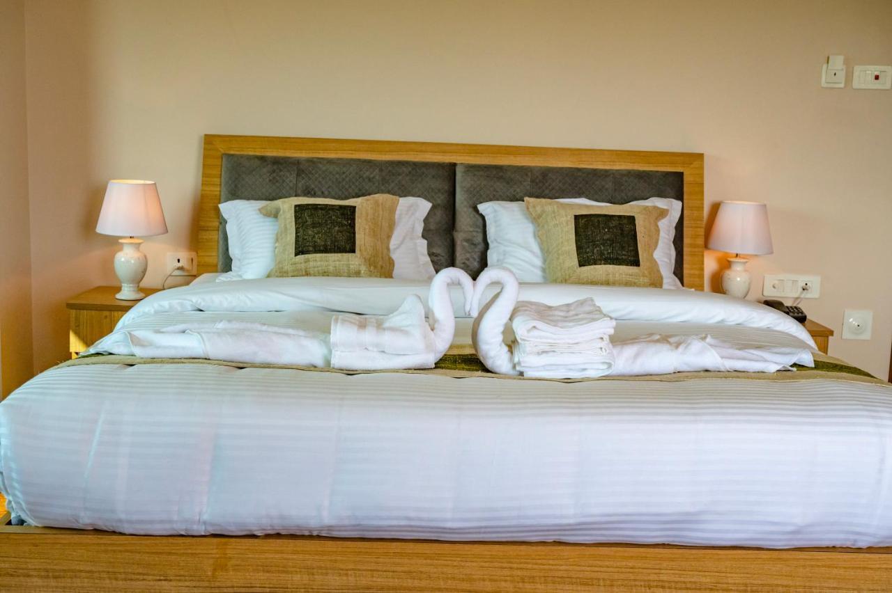 Lumbini Five Elements Hotel מראה חיצוני תמונה
